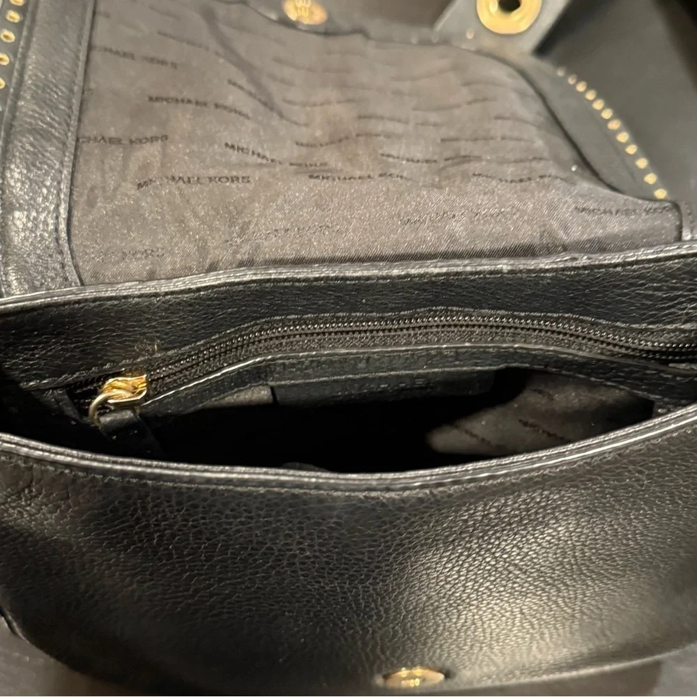 Michael Kors Brooklyn Black Gold Grommet Saddlebag Crossbody Purse Small